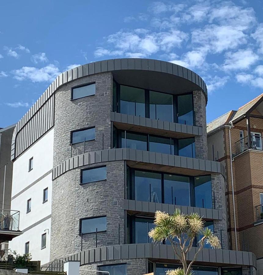 2 The View Apartments Ilfracombe - Seafront, Parking, Lift, Ev Ngoại thất bức ảnh