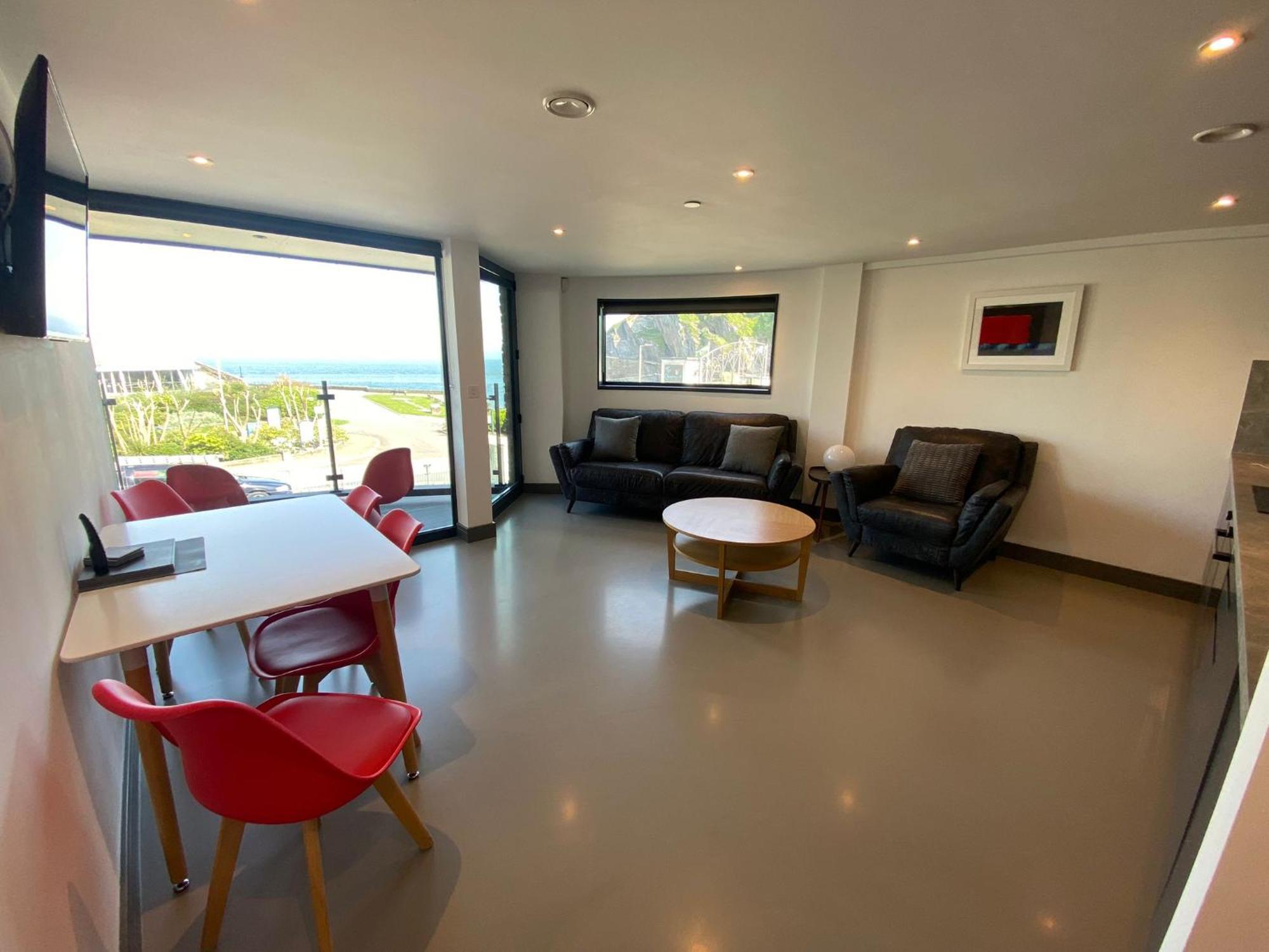 2 The View Apartments Ilfracombe - Seafront, Parking, Lift, Ev Ngoại thất bức ảnh