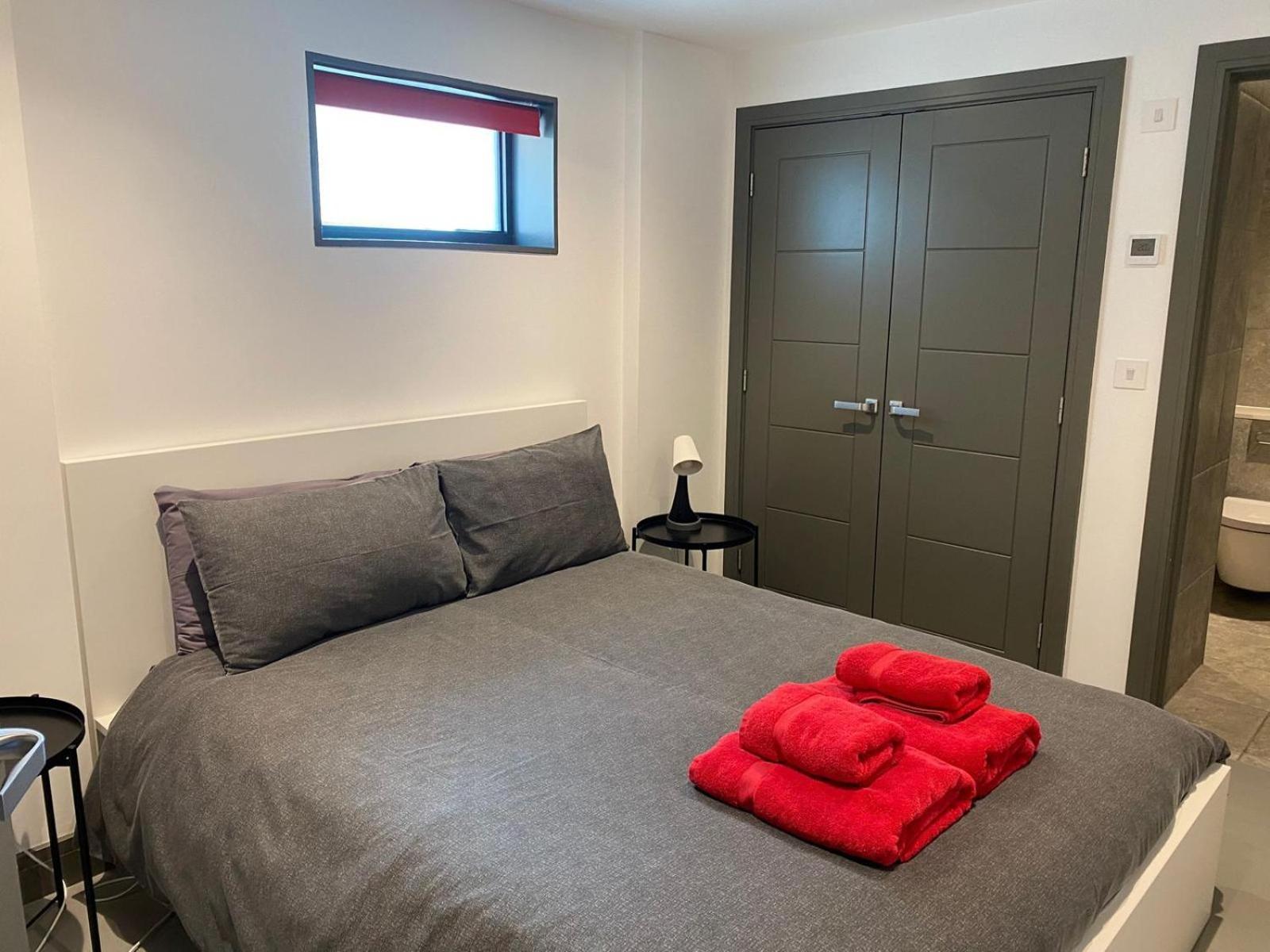 2 The View Apartments Ilfracombe - Seafront, Parking, Lift, Ev Ngoại thất bức ảnh