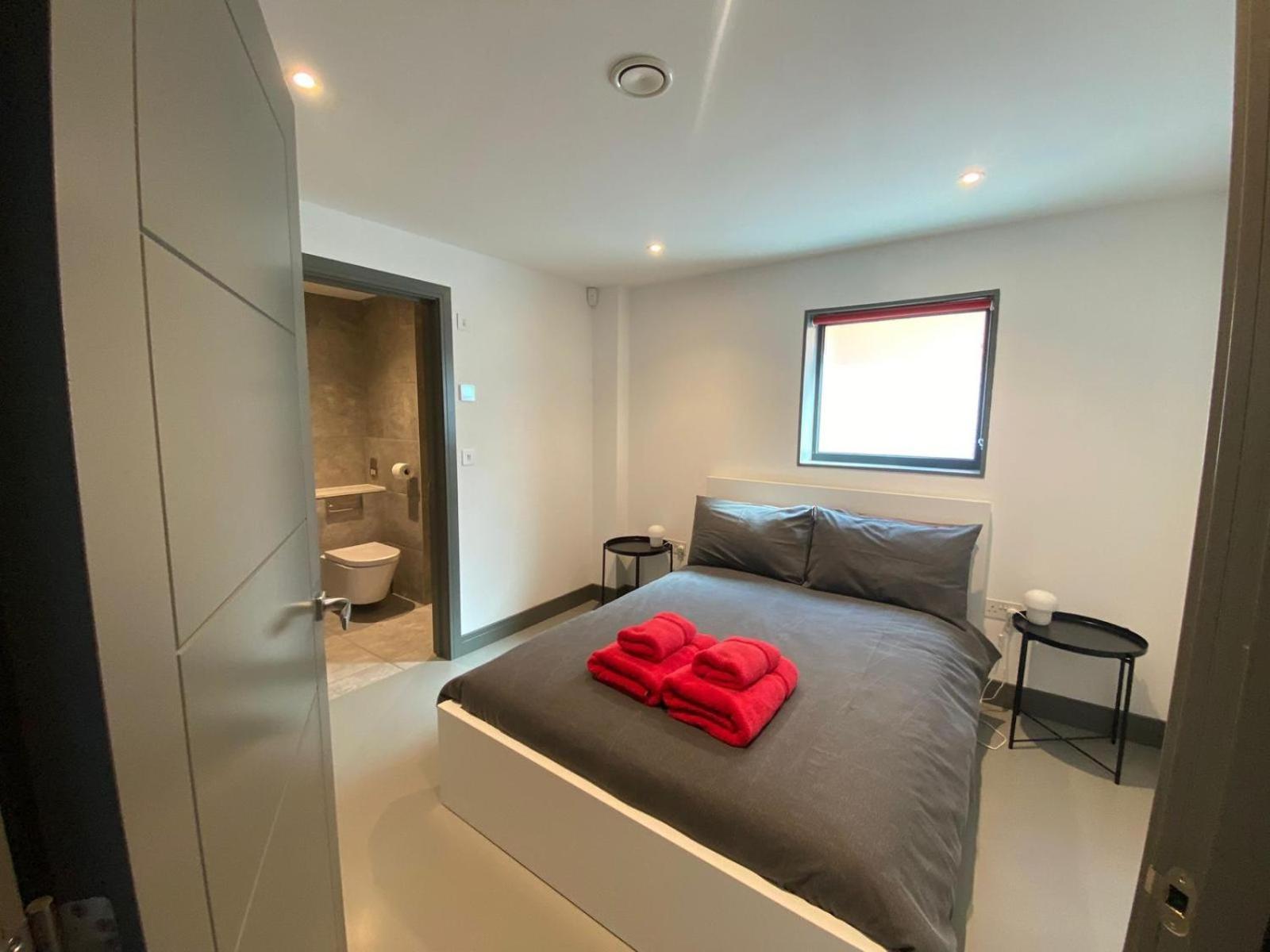 2 The View Apartments Ilfracombe - Seafront, Parking, Lift, Ev Ngoại thất bức ảnh