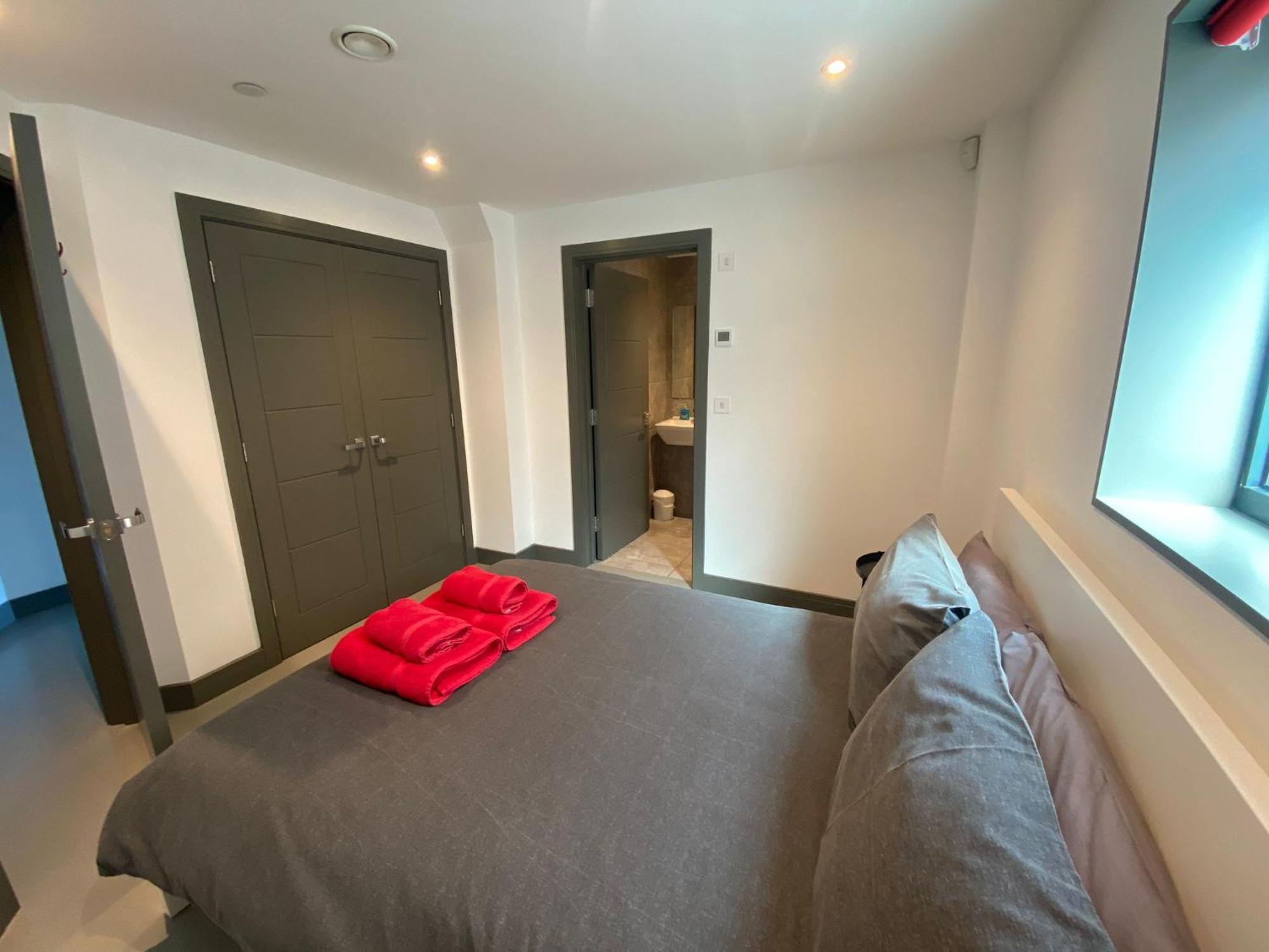 2 The View Apartments Ilfracombe - Seafront, Parking, Lift, Ev Ngoại thất bức ảnh